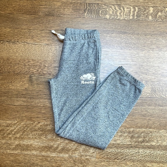 Girls Roots Sweatpants - Picture 1 of 6